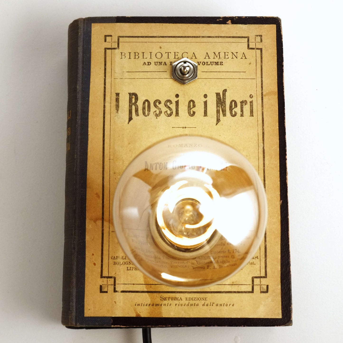 I Rossi e i Neri - Economia